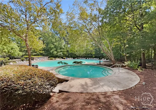 Listing Photo 2 - Condo for sale in building located at 490 Barnett Shls, Athens, GA 30605 - Unit #817