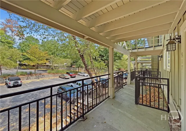 Listing Photo 3 - Condo for sale in building located at 490 Barnett Shls, Athens, GA 30605 - Unit #817