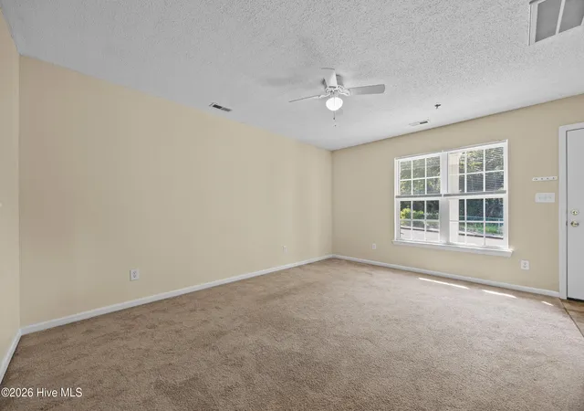 Photo 4 of Townhouse for sale at 370 Bracken Pl, Jacksonville, NC 28540 | MLS# 100599082 | Listing updated on 2026-08-26