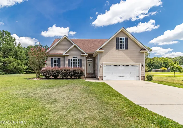 Photo 2 of Single family home for sale at 501 Western Wayne Dr, Pikeville, NC 27863 | MLS# 100599467 | Listing updated on 2026-09-24