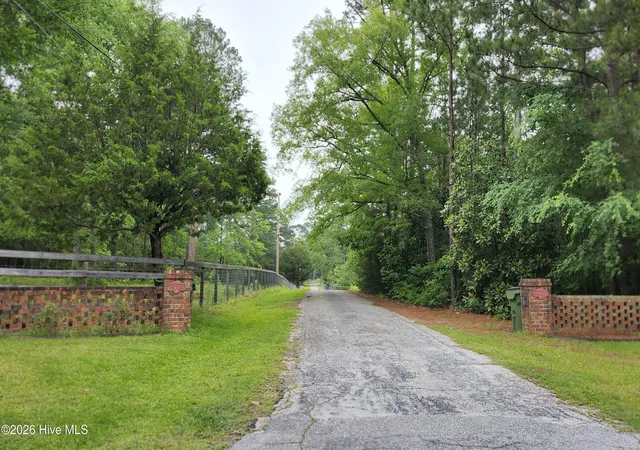 Photo 3 of Single family home for sale at 711 Augusta St Ext, Mc Cormick, SC 29835 | MLS# 98199686 | Listing updated on 2026-09-05