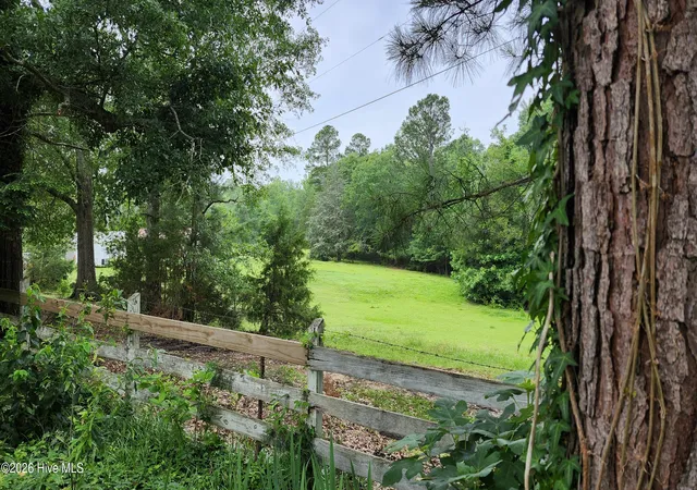 Photo 3 of Single family home for sale at 711 Augusta St Ext, Mc Cormick, SC 29835 | MLS# 98199686 | Listing updated on 2026-09-05