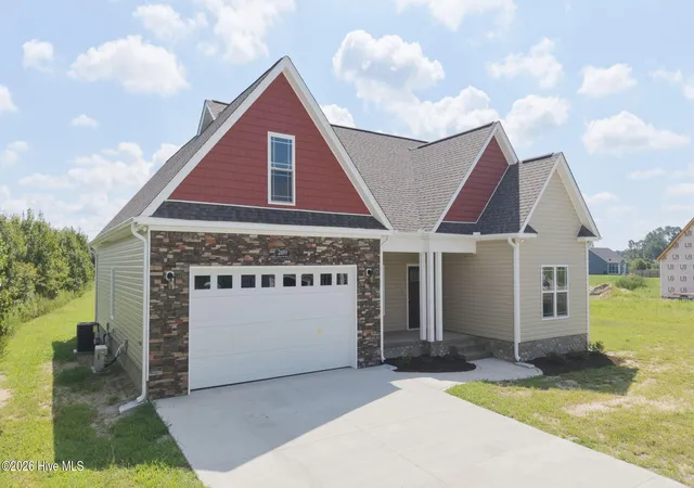 Photo 3 of Single family home for sale at 2699 Whitaker Glen Dr, Farmville, NC 27828 | MLS# 100596908 | Listing updated on 2026-09-11