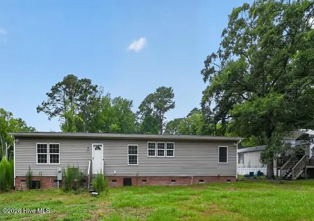 Photo 2 of Manufactured home for sale at 2184 Creekwood Ct Sw, Supply, NC 28462 | MLS# 100596028 | Listing updated on 2026-09-17