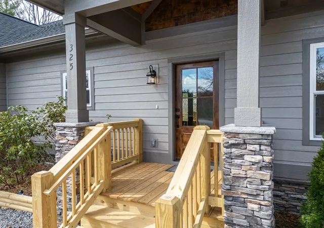 Photo 3 of Single family home for sale at 325 River Mountain Rd, Murphy, NC 28906 | MLS# 98544579 | Listing updated on 2026-08-18