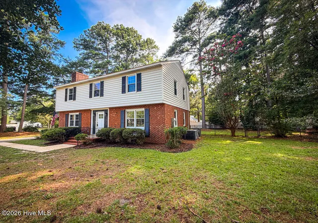 Photo 2 of Single family home for sale at 1701 Scotty Dr, Goldsboro, NC 27534 | MLS# 100590382 | Listing updated on 2026-09-18