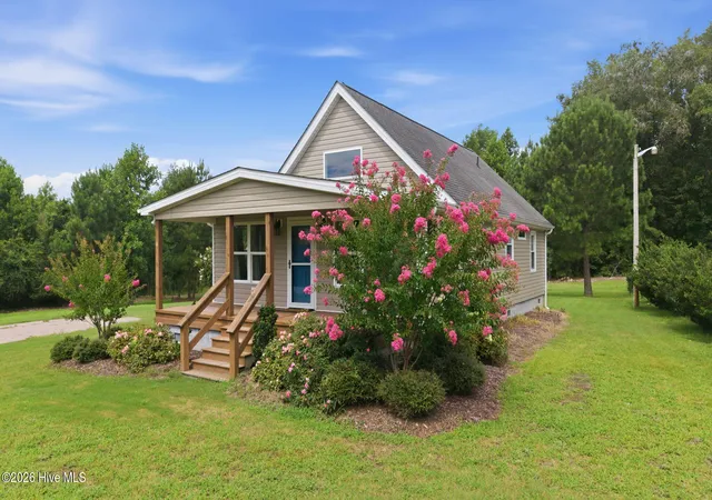 Photo 4 of Single family home for sale at 94 Glen Hvn Rd, Washington, NC 27889 | MLS# 100594324 | Listing updated on 2026-09-26