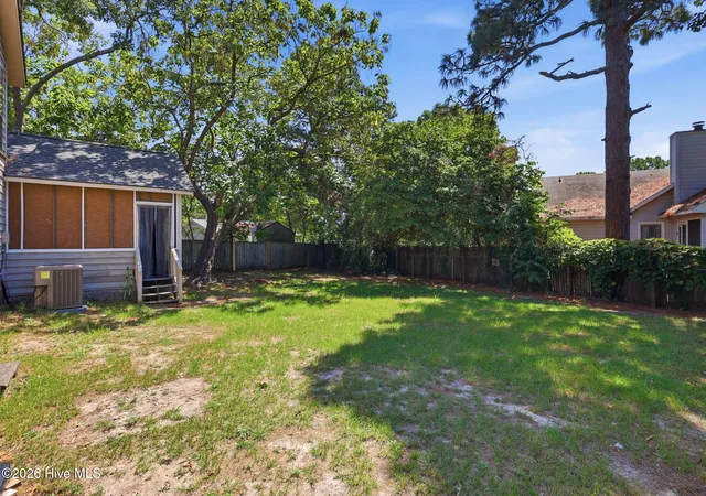 Photo 4 of Single family home for sale at 5719 Trevino St, Hope Mills, NC 28348 | MLS# 100598150 | Listing updated on 2026-10-18