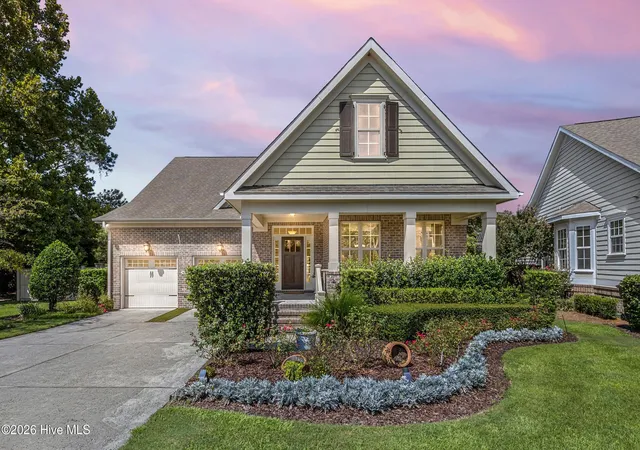 Photo 1 of Single family home for sale at 908 Bedminister Ln, Wilmington, NC 28405 | MLS# 100599414 | Listing updated on 2026-08-27
