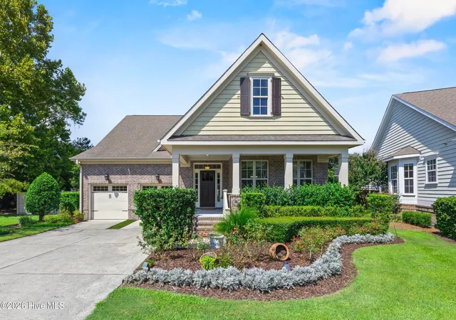 Photo 3 of Single family home for sale at 908 Bedminister Ln, Wilmington, NC 28405 | MLS# 100599414 | Listing updated on 2026-08-27