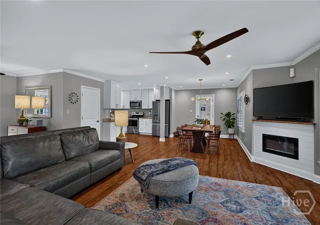 Photo 3 of Single family home for sale at 122 Schley Ave, Savannah, GA 31419 | MLS# SA360581 | Listing updated on 2026-10-09