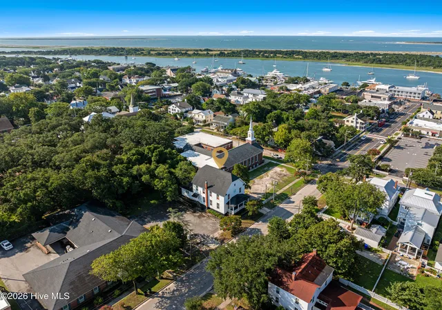 Photo 1 of Single family home for sale at 204 Turner St, Beaufort, NC 28516 | MLS# 100594354 | Listing updated on 2026-09-10