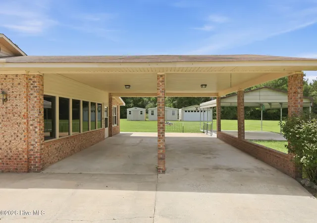 3rd image of 4045 Carver Moore Rd, Clarkton, NC 28433 | MLS# 100595796
