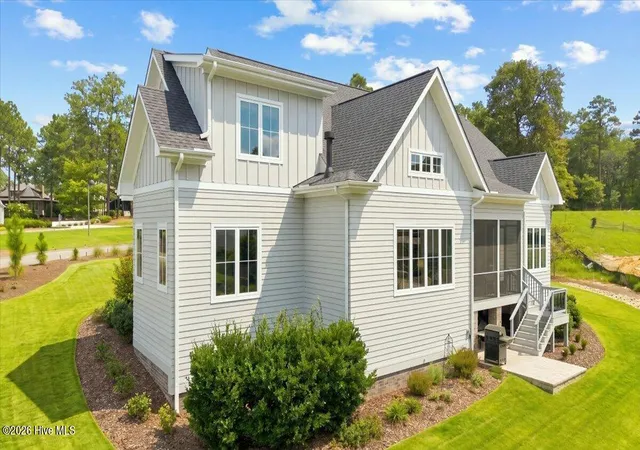 Photo 3 of Single family home for sale at 25 Honors Ct, Pinehurst, NC 28374 | MLS# 100598223 | Listing updated on 2026-09-14