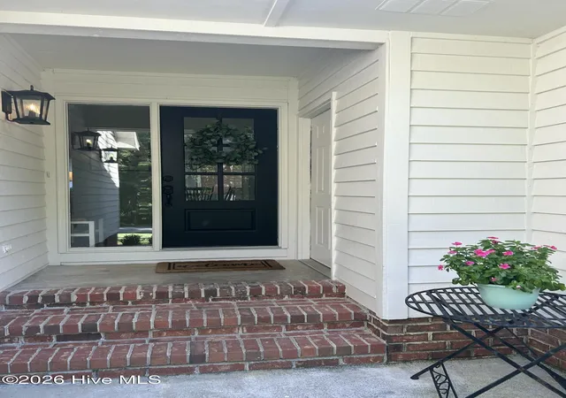 Photo 2 of Single family home for sale at 118 Southwind Dr, Mc Cormick, SC 29835 | MLS# 98251577 | Listing updated on 2026-08-18