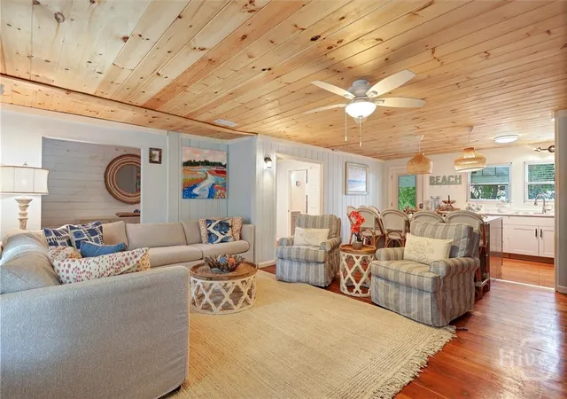 Photo 2 of Single family home for sale at 5 Kingry St, Tybee Island, GA 31328 | MLS# SA360834 | Listing updated on 2026-09-14