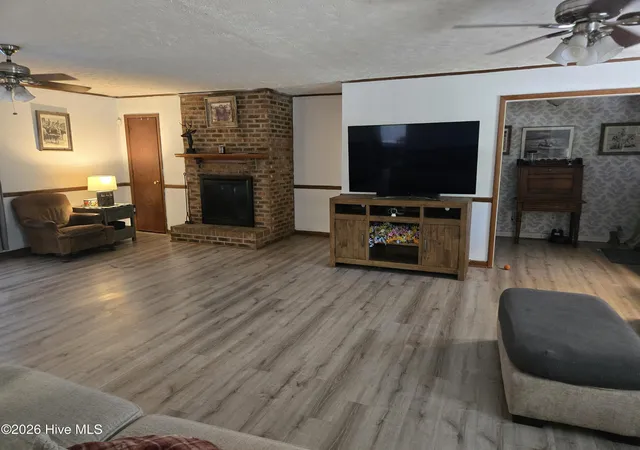 Photo 5 of Single family home for sale at 12501 Laurelcrest Rd, Laurinburg, NC 28352 | MLS# 100593334 | Listing updated on 2026-08-27