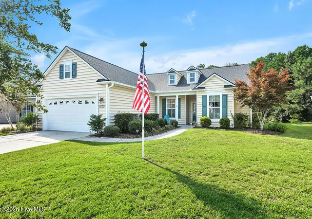 Photo 2 of Single family home for sale at 5229 Shipmast Way, Southport, NC 28461 | MLS# 100597473 | Listing updated on 2026-09-20