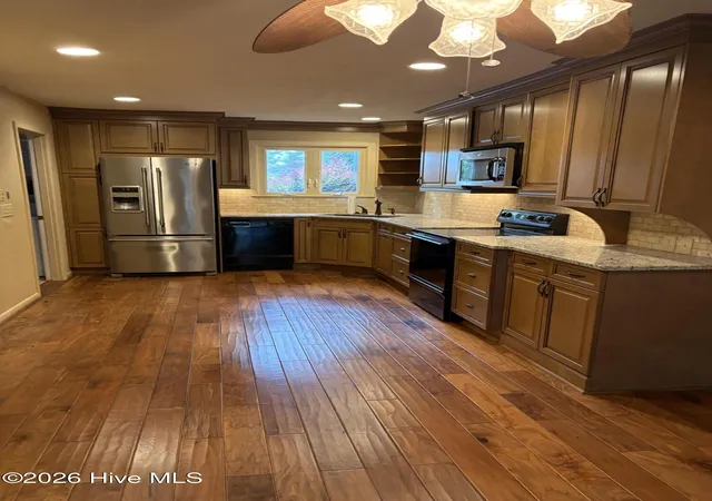 Photo 4 of Condo for sale at 4 Foxhill Cir, Foxfire Village, NC 27281 | MLS# 100598179 | Listing updated on 2026-08-29