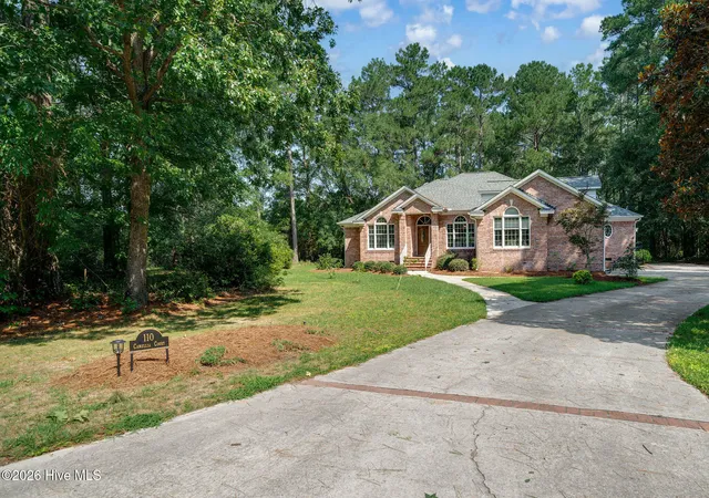 Photo 3 of Single family home for sale at 110 Camellia Ct, Wallace, NC 28466 | MLS# 100594153 | Listing updated on 2026-09-07