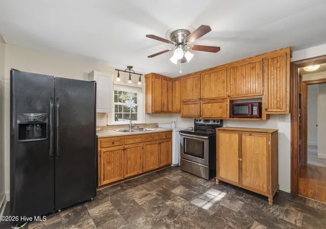 Photo 3 of Single family home for sale at 202 Academy St, Gatesville, NC 27938 | MLS# 100597853 | Listing updated on 2026-10-16