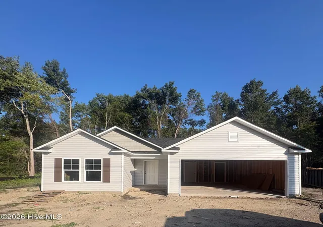 Photo 1 of Single family home for sale at 6562 Fairway Dr, Grifton, NC 28530 | MLS# 100599151 | Listing updated on 2026-09-01