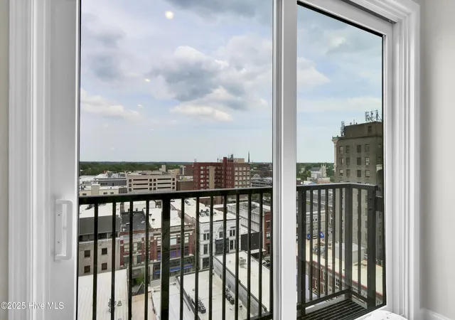 Photo 2 of Condo for sale at 14 Grace St #1216, Wilmington, NC 28401 | MLS# 100593724 | Listing updated on 2026-08-28