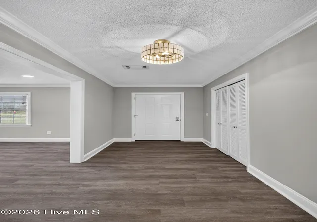 Photo 3 of Single family home for sale at 110 Scottsdale Dr, Wilmington, NC 28411 | MLS# 100585787 | Listing updated on 2026-09-18