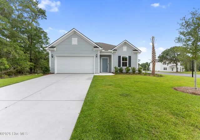 Photo 3 of Single family home for sale at 531 Glitter Bay Loop, Shallotte, NC 28470 | MLS# 100540588 | Listing updated on 2026-10-01