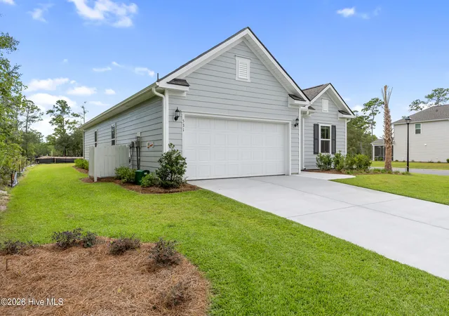 Photo 4 of Single family home for sale at 531 Glitter Bay Loop, Shallotte, NC 28470 | MLS# 100540588 | Listing updated on 2026-10-01
