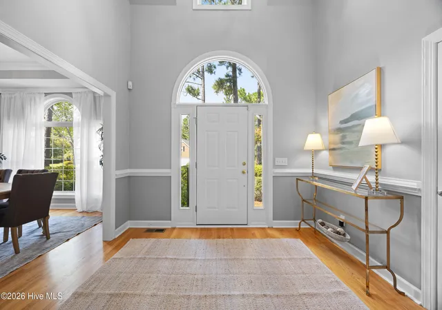 Photo 3 of Single family home for sale at 4728 Wedgefield Dr, Wilmington, NC 28409 | MLS# 100598094 | Listing updated on 2026-10-18