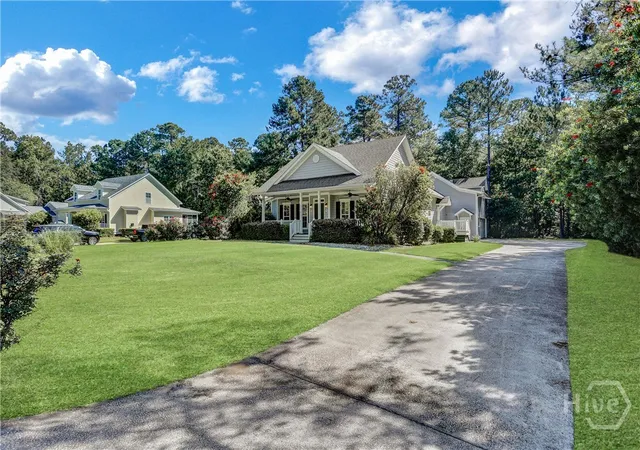 2nd image of 467 Bothwell Dr, Richmond Hill, GA 31324 | MLS# SA357475