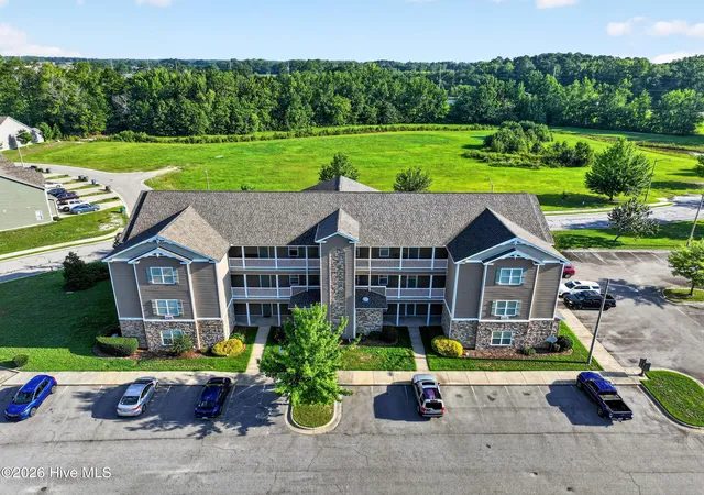 Photo 3 of Condo for sale at 4428 Bluebill Dr #8, Greenville, NC 27858 | MLS# 100593644 | Listing updated on 2026-08-24