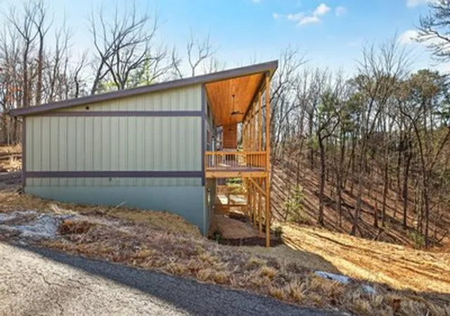 Photo 3 of Single family home for sale at 5 Feather Frk Trl, Murphy, NC 28906 | MLS# 98519414 | Listing updated on 2026-08-22