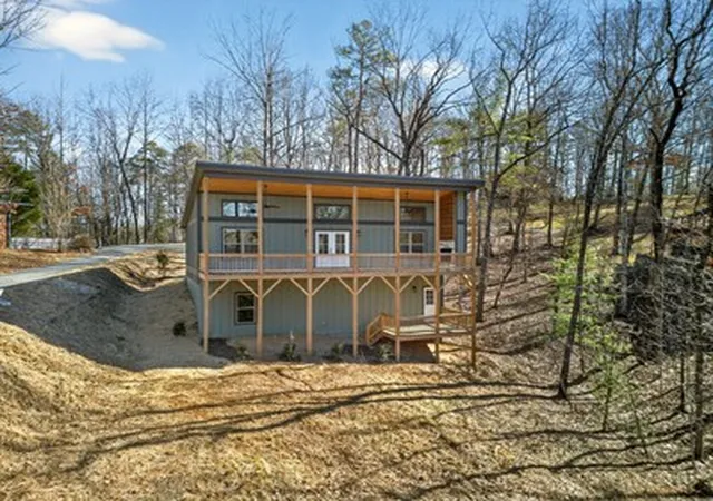 Photo 5 of Single family home for sale at 5 Feather Frk Trl, Murphy, NC 28906 | MLS# 98519414 | Listing updated on 2026-08-22