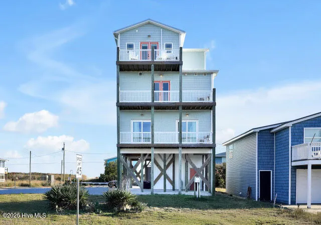 Photo 1 of Single family home for sale at 3200 Gray St, N Topsail Beach, NC 28460 | MLS# 100595845 | Listing updated on 2026-09-14