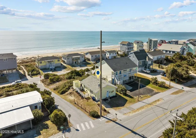 Photo 2 of Single family home for sale at 601 Emerald Dr, Emerald Isle, NC 28594 | MLS# 100599041 | Listing updated on 2026-09-05