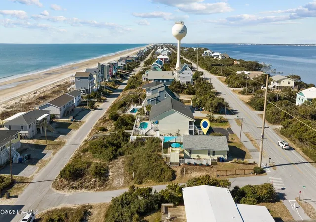 Photo 3 of Single family home for sale at 601 Emerald Dr, Emerald Isle, NC 28594 | MLS# 100599041 | Listing updated on 2026-09-05