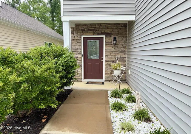 Photo 2 of Single family home for sale at 506 Golden Villas Dr, Rocky Mount, NC 27804 | MLS# 100591866 | Listing updated on 2026-09-15