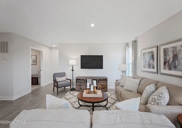 Photo 1 of Single family home for sale at 123 Tuscorora Ln, Moyock, NC 27958 | MLS# 100596725 | Listing updated on 2026-10-27
