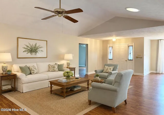 Photo 3 of Single family home for sale at 5718 Sloop Ct, New Bern, NC 28560 | MLS# 100556117 | Listing updated on 2026-09-14