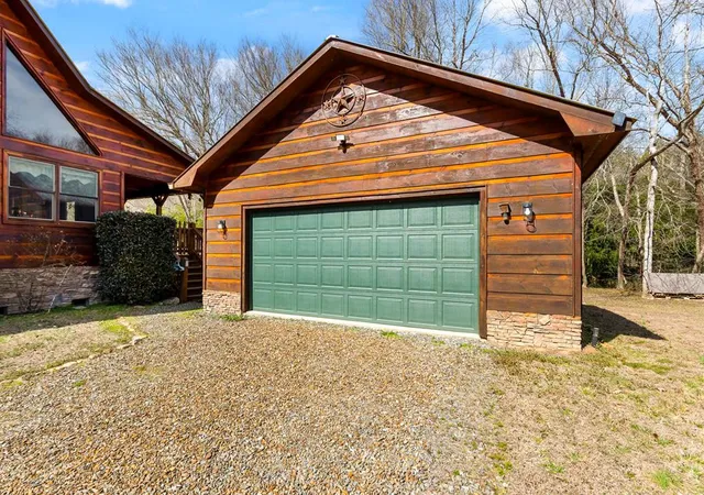 Photo 4 of Single family home for sale at 64 Canoe Bnd, Murphy, NC 28906 | MLS# 98525118 | Listing updated on 2026-08-18