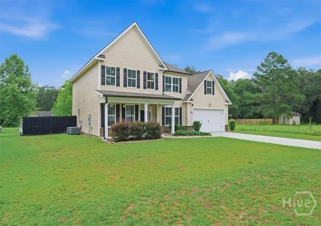 Photo 3 of Single family home for sale at 46 Oakmont Dr, Guyton, GA 31312 | MLS# SA361177 | Listing updated on 2026-09-11