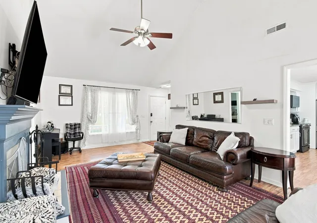 Photo 3 of Single family home for sale at 7535 Elkmont Ct, Wilmington, NC 28411 | MLS# 100598999 | Listing updated on 2026-09-13