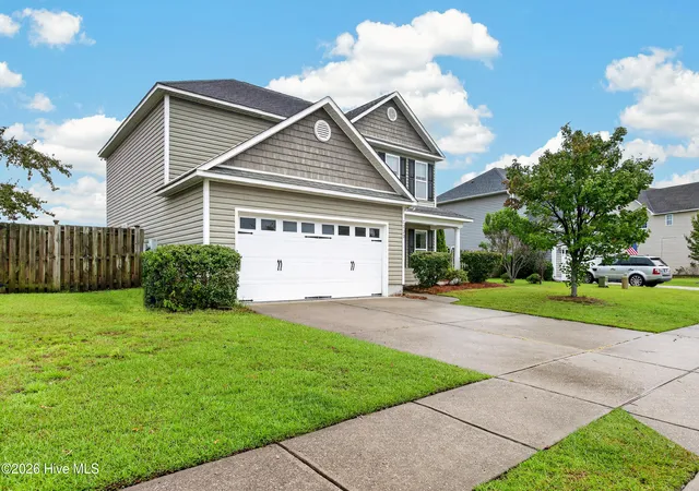 Photo 3 of Single family home for sale at 7220 Verona Dr, Wilmington, NC 28411 | MLS# 100594540 | Listing updated on 2026-09-15