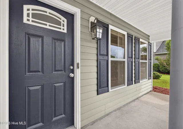 Photo 3 of Single family home for sale at 7220 Verona Dr, Wilmington, NC 28411 | MLS# 100594540 | Listing updated on 2026-09-15