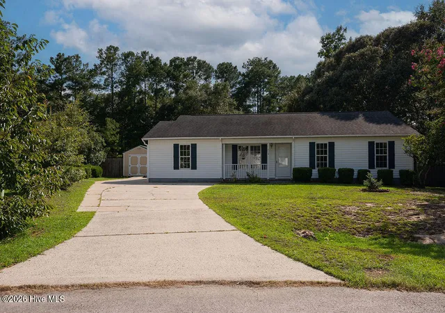 Photo 2 of Single family home for sale at 210 Chokecherry S, Richlands, NC 28574 | MLS# 100598310 | Listing updated on 2026-08-24
