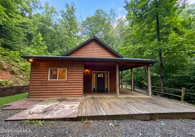 Photo 1 of Single family home for sale at 172 Gardenia Ct, Marble, NC 28905 | MLS# 100597252 | Listing updated on 2026-08-27