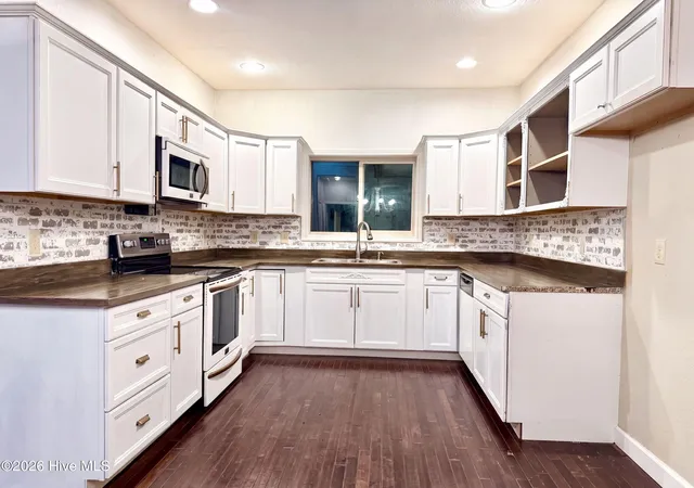 Photo 2 of Single family home for sale at 172 Gardenia Ct, Marble, NC 28905 | MLS# 100597252 | Listing updated on 2026-08-27