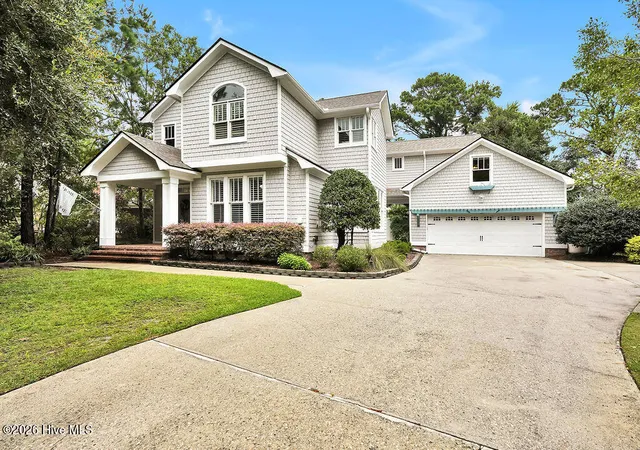 Photo 2 of Single family home for sale at 8120 Mason Ridge Ln, Wilmington, NC 28409 | MLS# 100594735 | Listing updated on 2026-08-23
